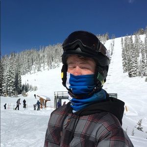 Meet your Posher, Zach